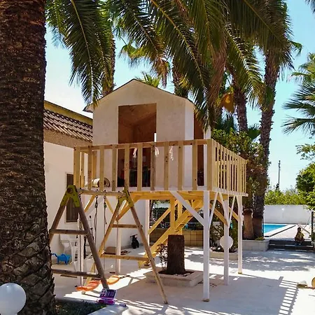With Pool In Torre Dell'orso M133 Villa