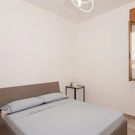 Villa With Pool In Torre Dell'orso M133 *