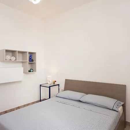 With Pool In Torre Dell'orso M133 Villa